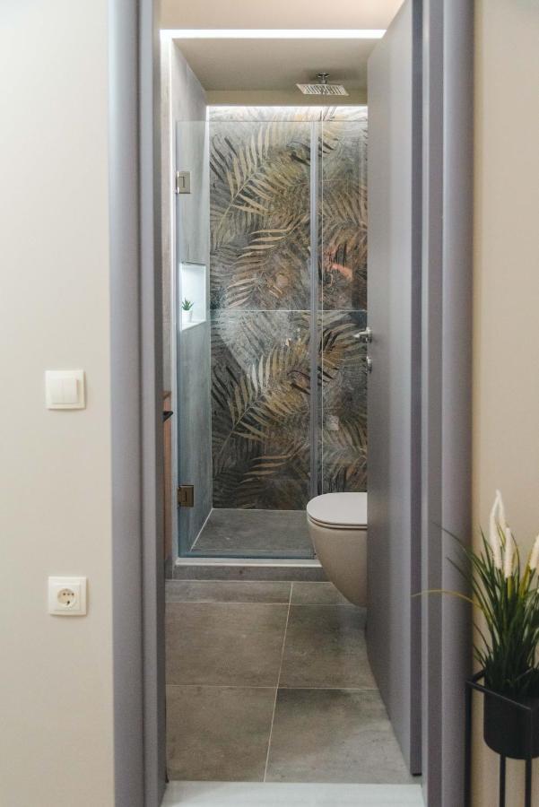Stylishly Decorated House - Free Private Parking! Iraklio