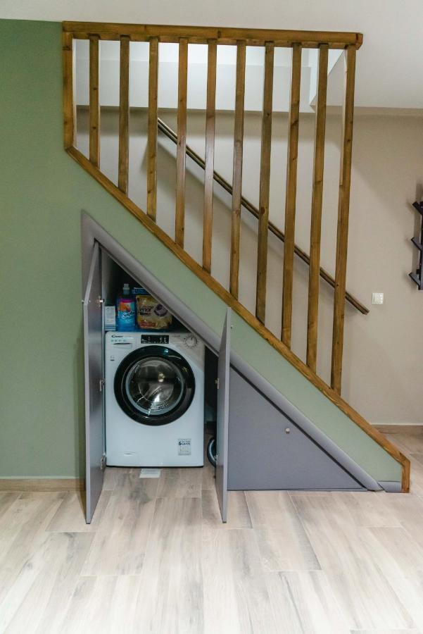 Stylishly Decorated House - Free Private Parking! הרקליון